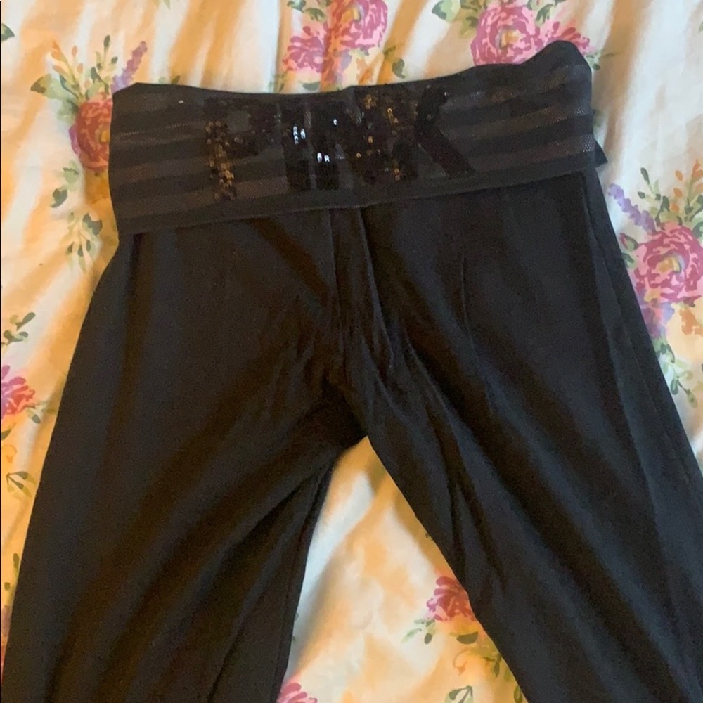 Victoria’s Secret pink leggings